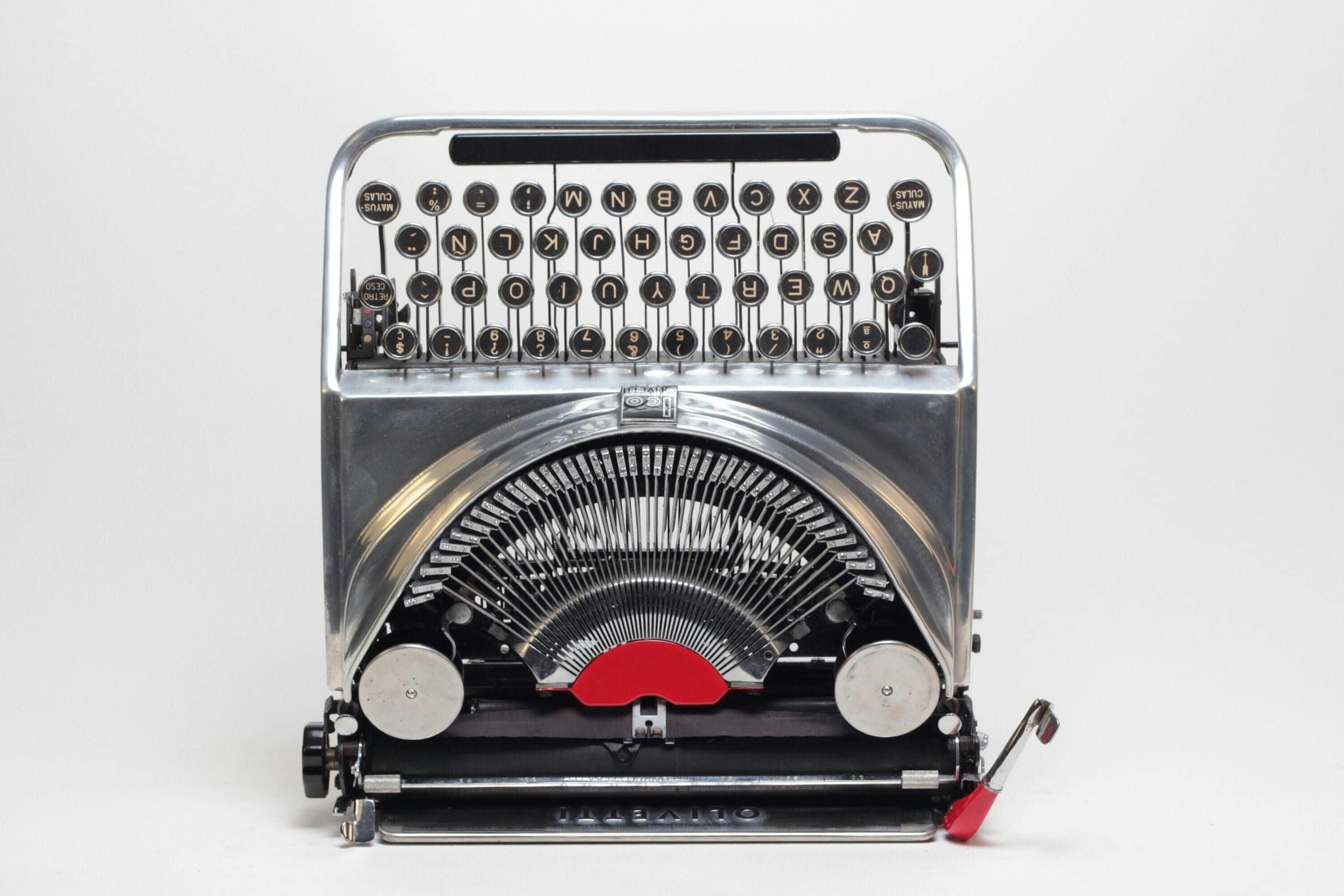 ジョルジオ・ソアヴィ OLIVETTI セラミックトレイ Limited Edition Olivetti Ico MP1 