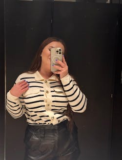 Prúžkovaný sveter Noir