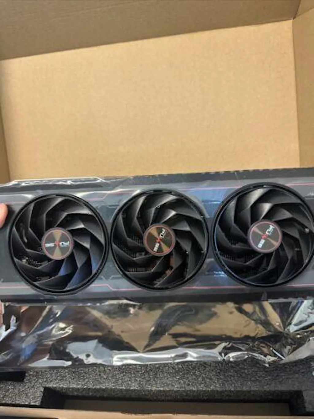 T*様 Sapphire Radeon RX 7900 XTX 24GB Sapphire RX 7900 XTX 24GB GDDR6 グラフィックカード