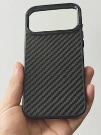 iPhone Stealth Carbon v2™ Case – MagSafe