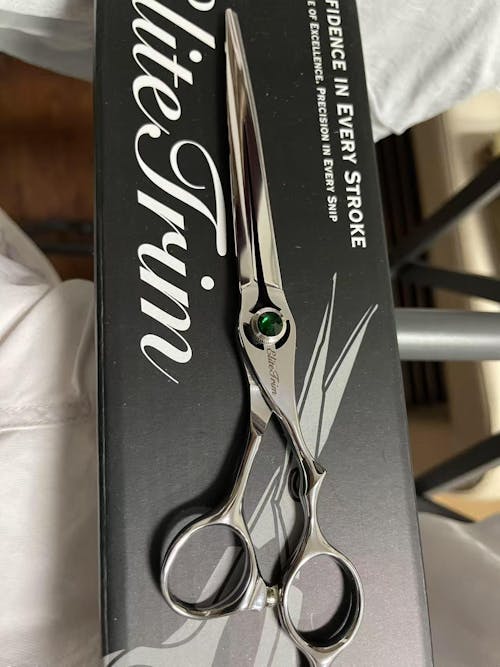 7.5" Emerald Flow Straight Grooming Shears for Dogs