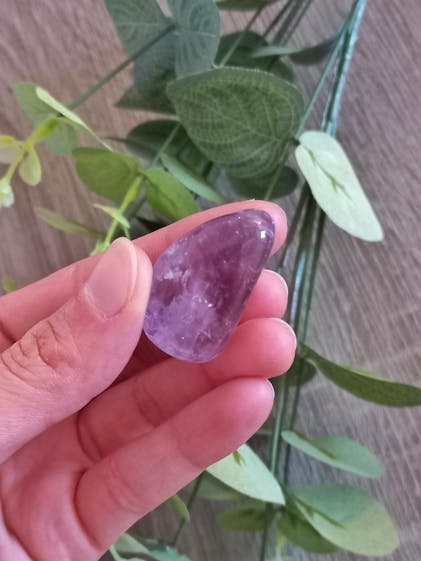 Pierres Roulées D'améthyste Et De Quartz De Qualité