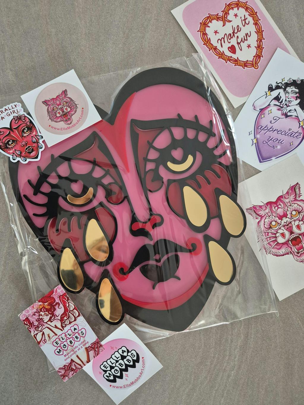 Crying Heart 30cm/11.8"