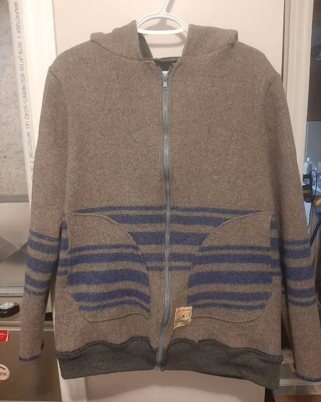 Check Pattern Zip-Up Jacket
