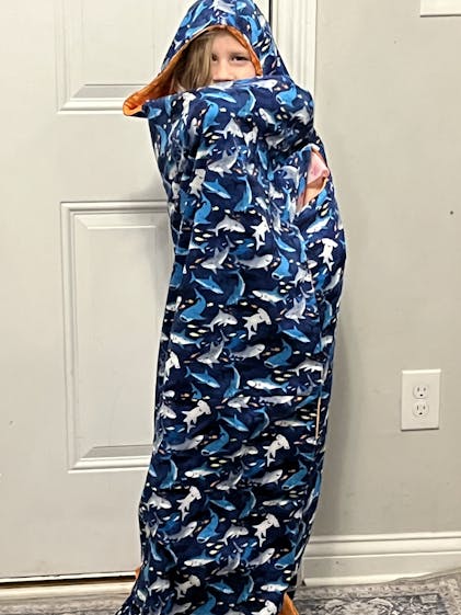 24+ Snuggie Sewing Pattern SiovhanHanania