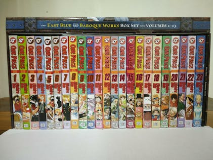 Mangá One piece em inglês versão 3 em 1 VizMedia vários volumes East Blue e  Baroque Works volumes avulsos