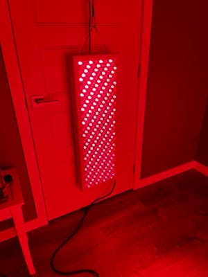 ELVISH E Series Red Light Panel