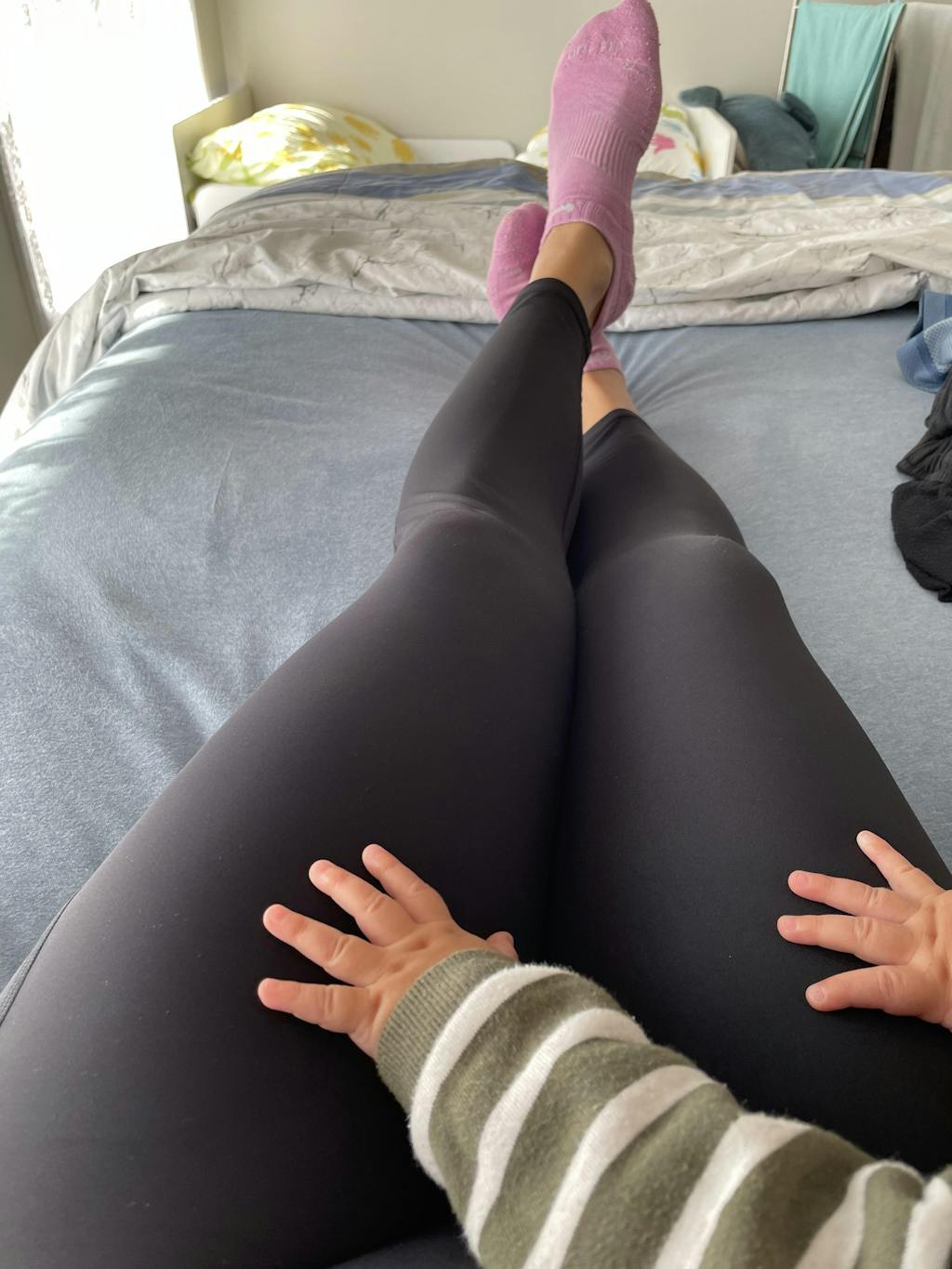 7/8 Shaper Move Leggings w/ Pockets Black Pet Hair Repellent emamaco