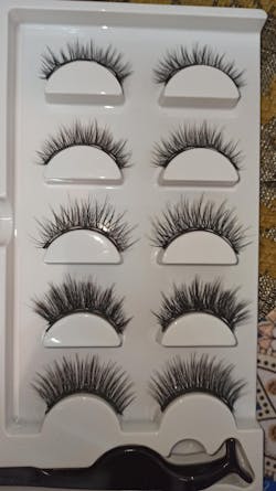 Magnetic Eyelashes with Eyeliner Kit Easy to Wear, Comfortable ＆ Reusable False Lashes From Natural to Gorgeous Styles No Glue Needed
