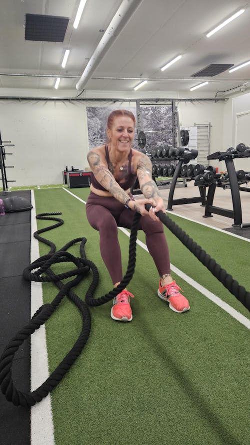 Signature Contouring Shorts Burgundy