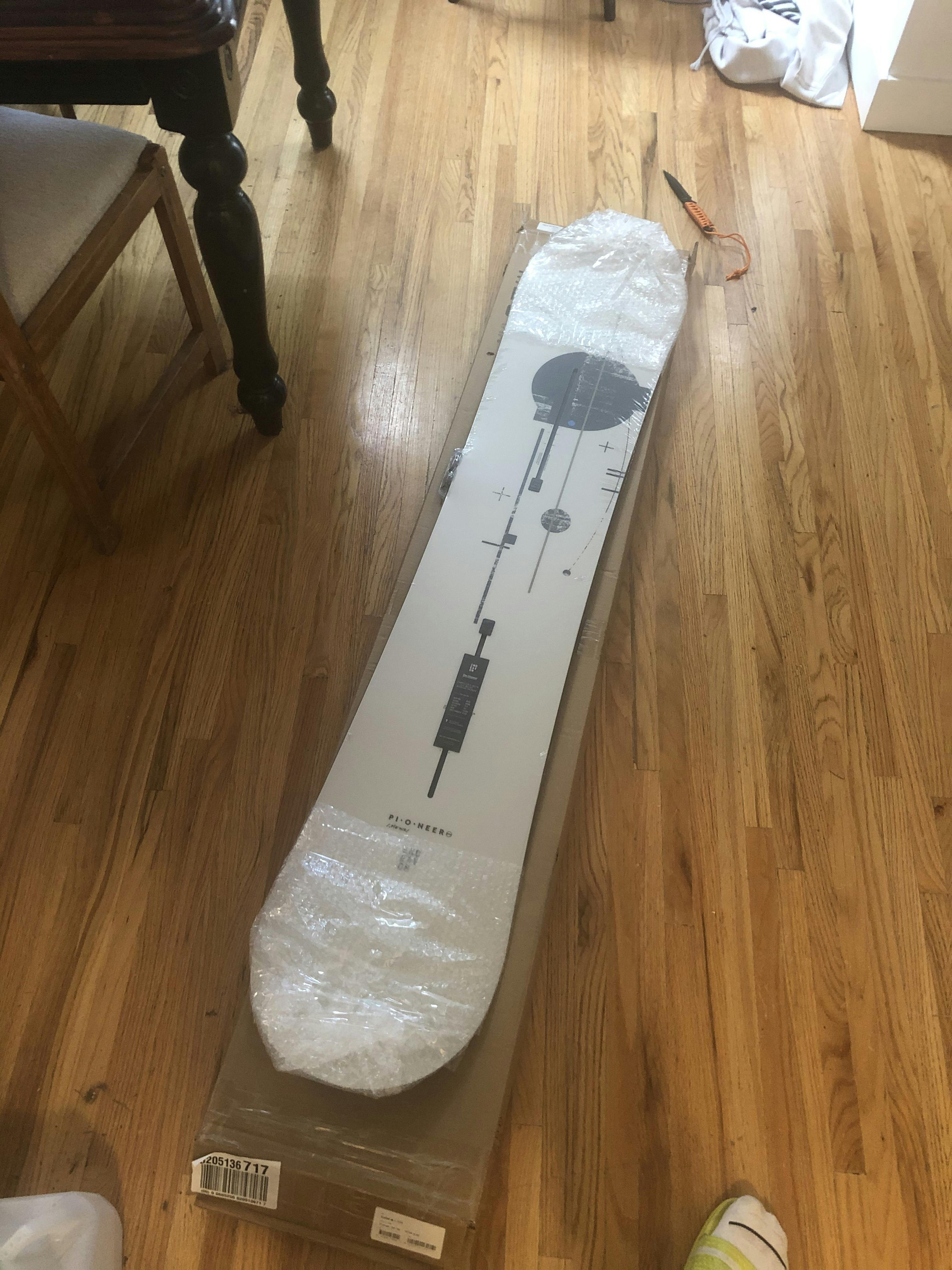 endeavor pioneer snowboard