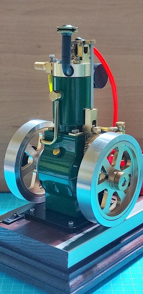 Vertical Hit and Miss Engine Metal IC Engine Gift Collection