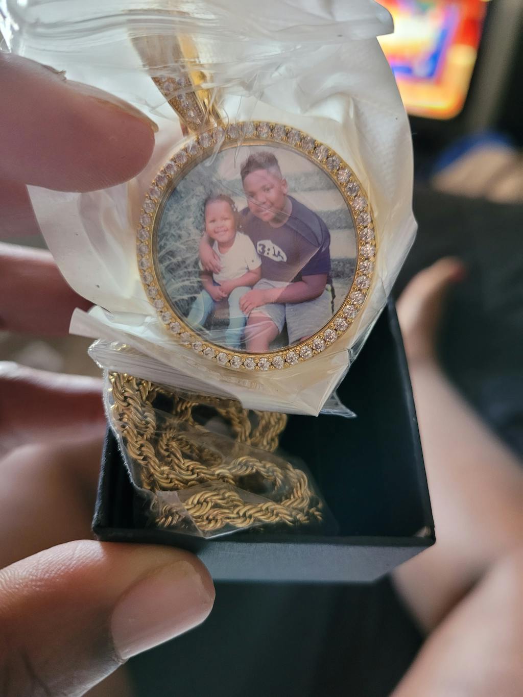 Custom Made Photo Memorial/Medallions Necklace Engraved Giftsly