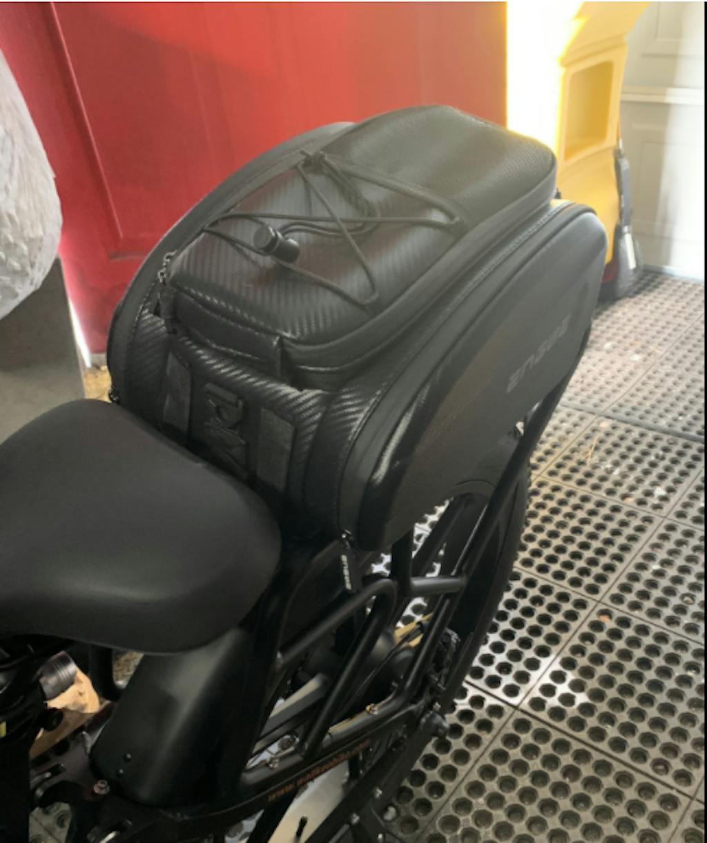 [US] ENGWE Waterproof Bike Rack Bag With (1735L) Large Capacity