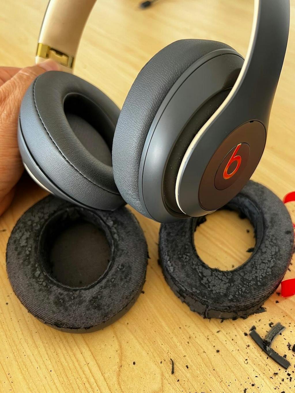 Replacement Ear Pads Compatible with Beats by Dr Dre 2.0 & 3.0 Studio Pro Wireless Headphones