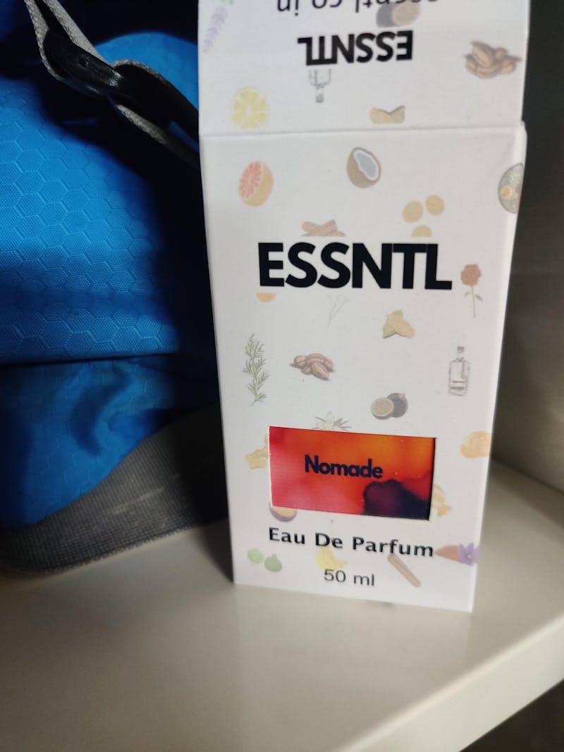 ESSNTL Nomade Perfume - Deep & Mysterious Woody Oriental Fragrance | 50ml Eau de Parfum | 20ml Eau de Parfum | Rich, Smoky & Exotic Oud Scent | Long-Lasting Luxury Scent for Men | Bold & Captivating Essence