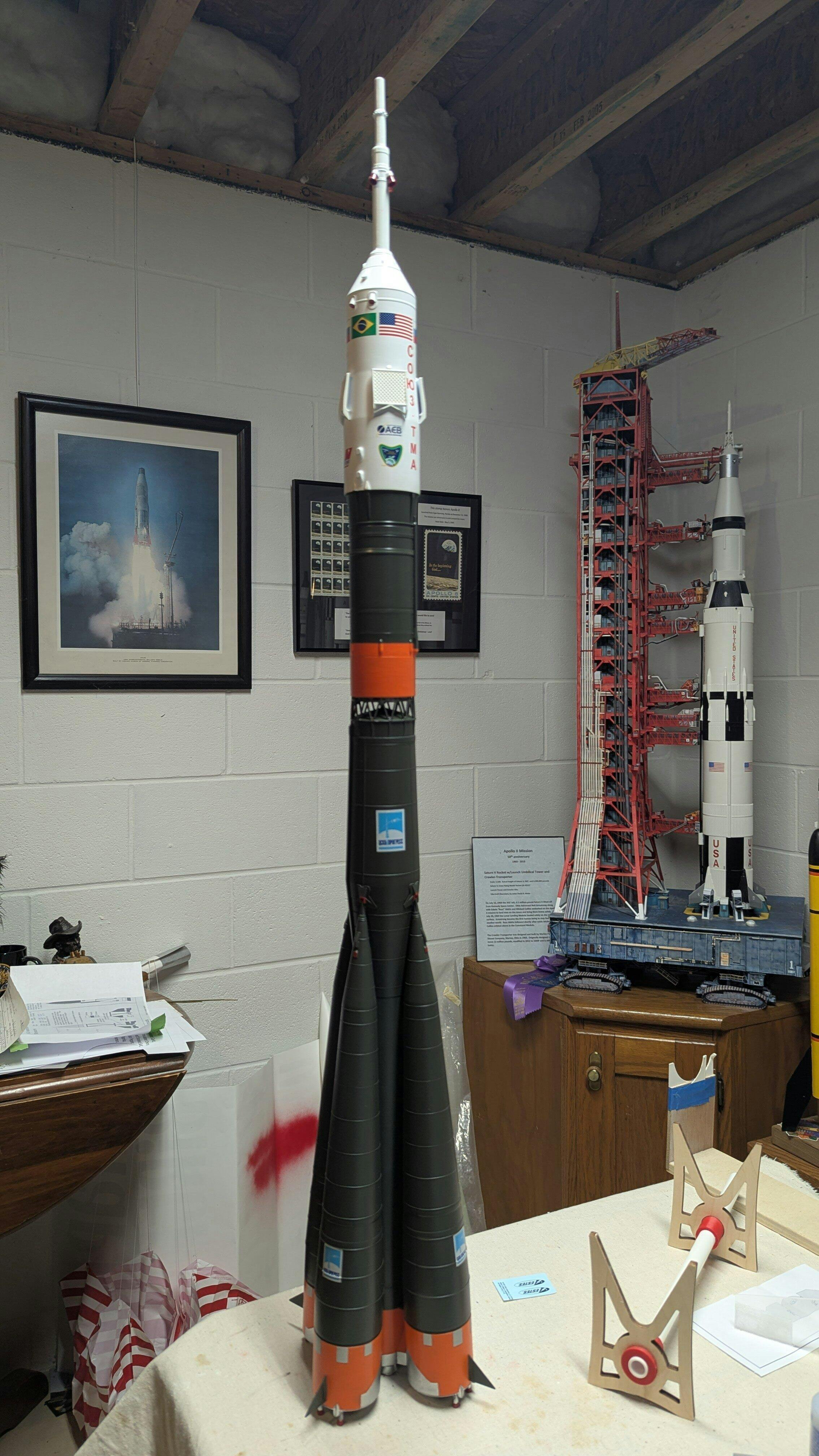 Pro Series II™ Soyuz Model Rocket | 1:48 Scale Collectors Edition