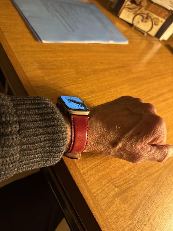 Richelieu - Bracelet Apple Watch rouge 46 / 49 mm
