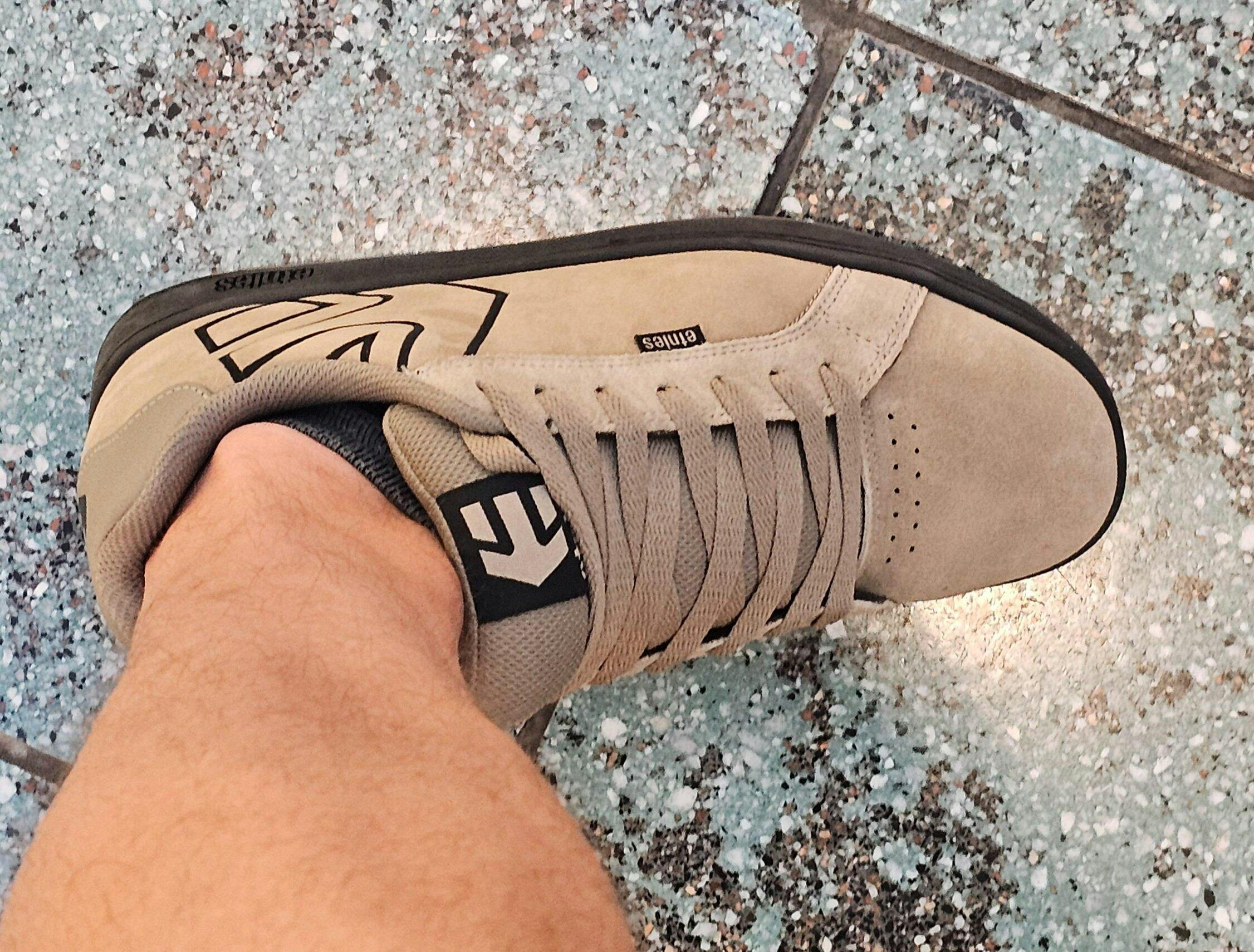 Fader red/white/gum - skate shoes | etnies Official