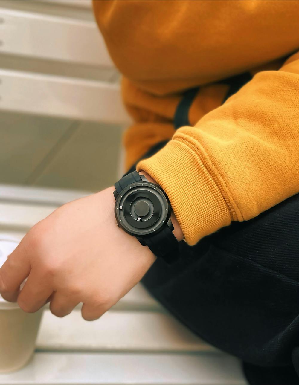 New EUTOUR E024 M Series Magnetic Watch with 5ATM Water Resistant