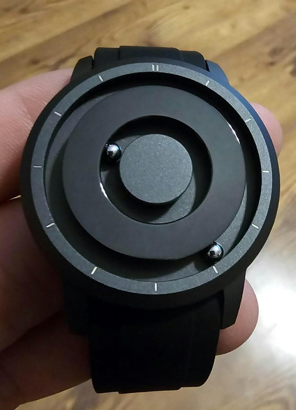 New EUTOUR E024 M Series Magnetic Watch with 5ATM Water Resistant