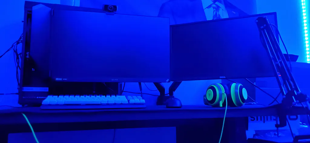 EVEO Premium Dual Monitor Mount Create The Perfect Workstation EVEO TV