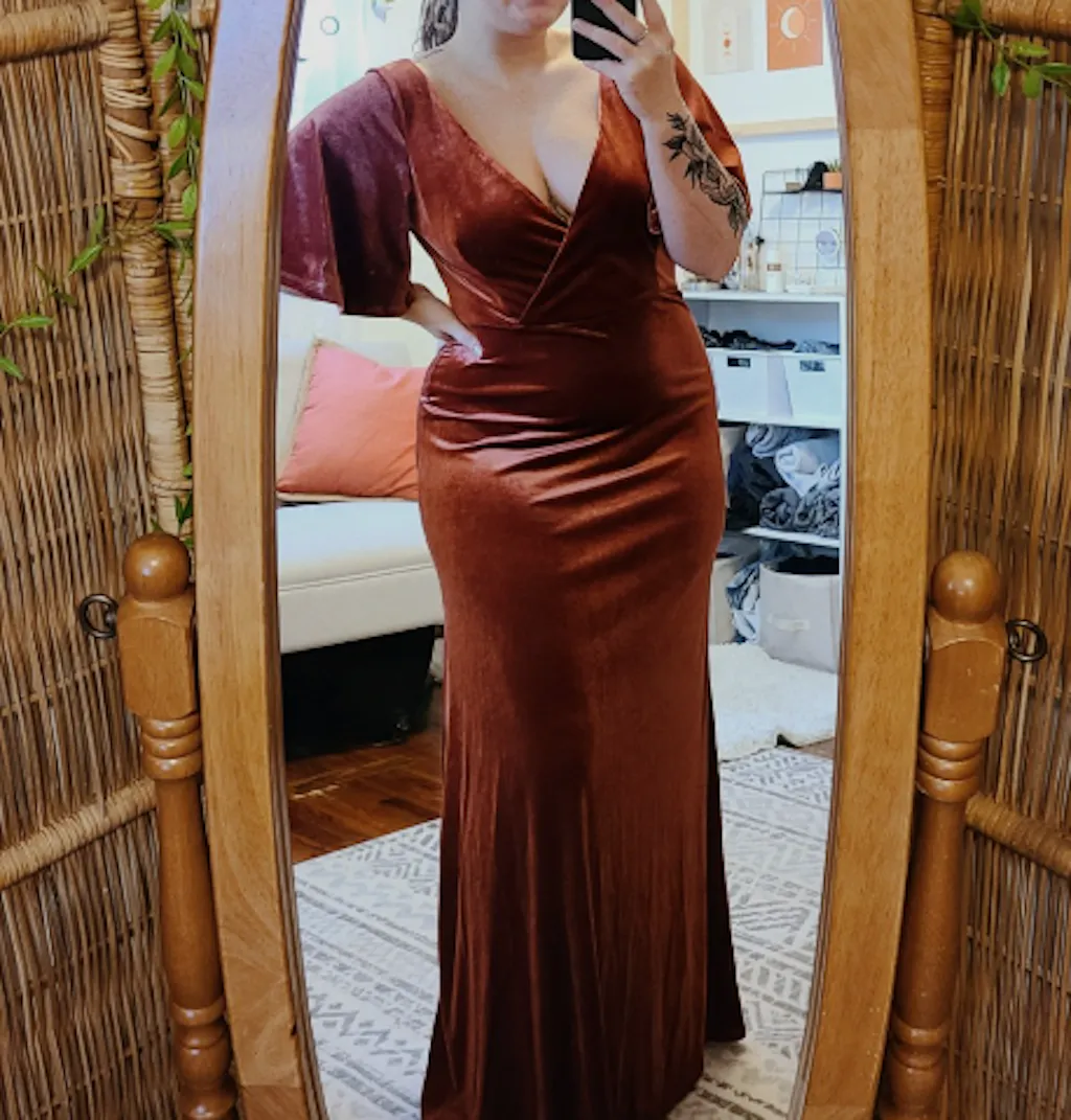 Petite Full of charm Velvet Halter Bias Cut Sleeveless Maxi Bridesmaids Dress