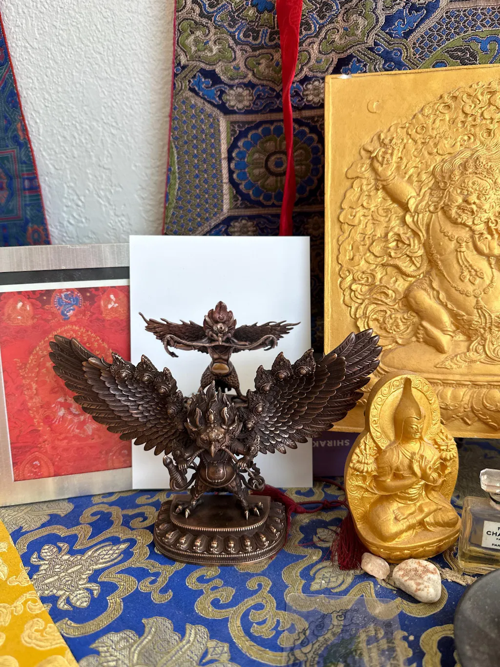 Tibetan Garuda Statue Incense Burner - Mythical Bird Brazen Sculpture, Three-Tone Copper Decor, Spiritual Desk Ornament