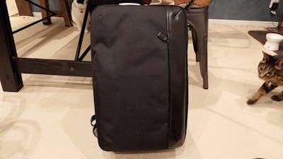 Evoon トラベルバックパック2.0・容量30L~拡張時40L【送料無料・3営業日以内に発送】