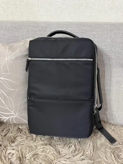 Evoon マルチビジネスリュックEmma・容量18L【送料無料・3営業日以内に発送】