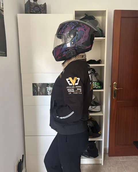 Chaqueta Softshell – Protección Total contra el Viento y la Lluvia con Ajuste a Medida ️️