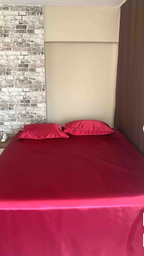 Ipek Dokulu Saten 4 Parça Çift Kişilik Nevresim Takımı Lastikli Çarşaf