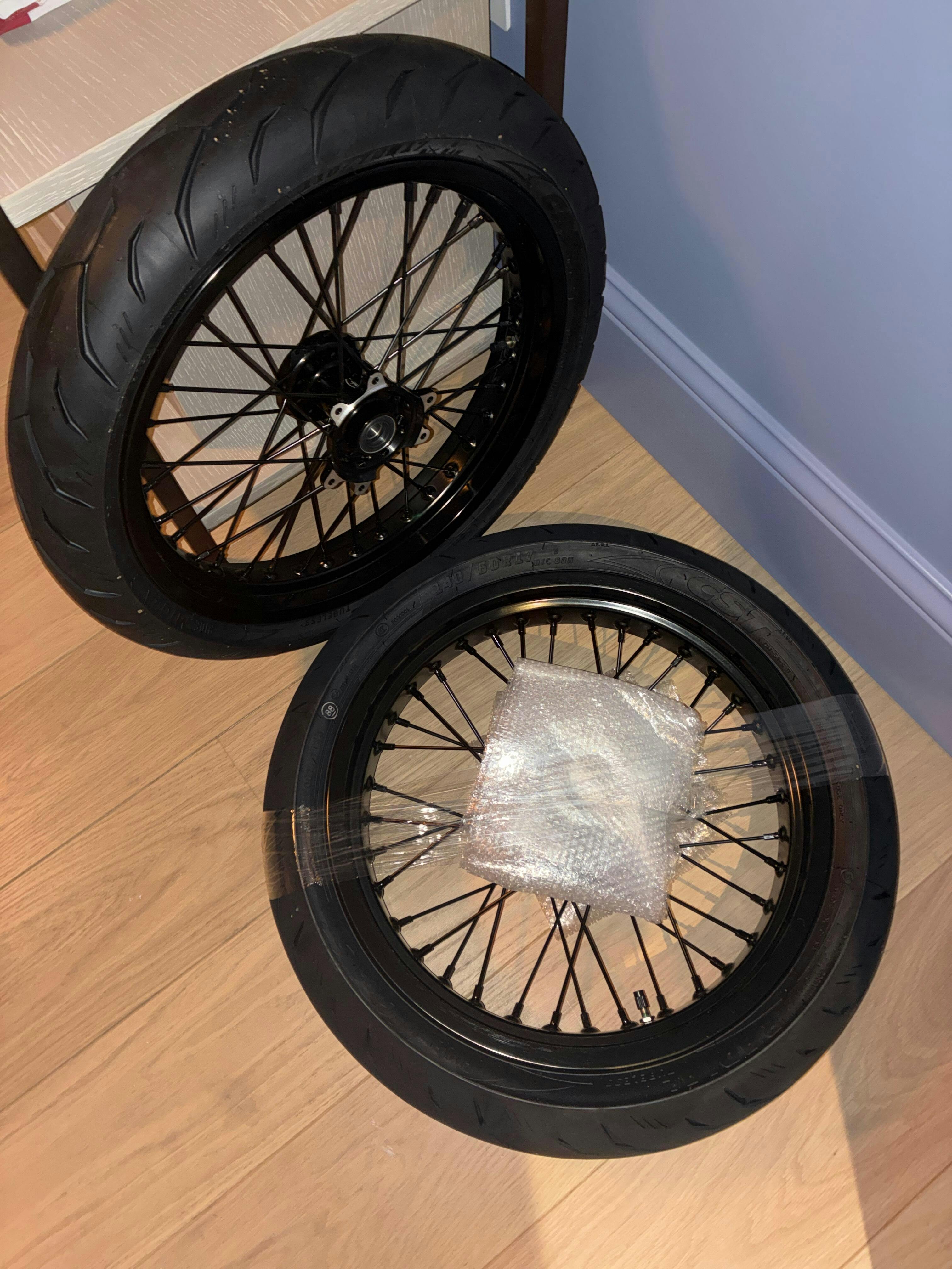 ウルトラサン ULTRA BEE SUPERMOTO KIT – excdesigns