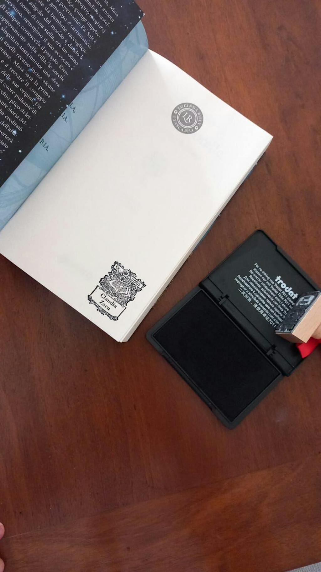 Timbro Ex Libris Fiori su Libro - 30x40 mm