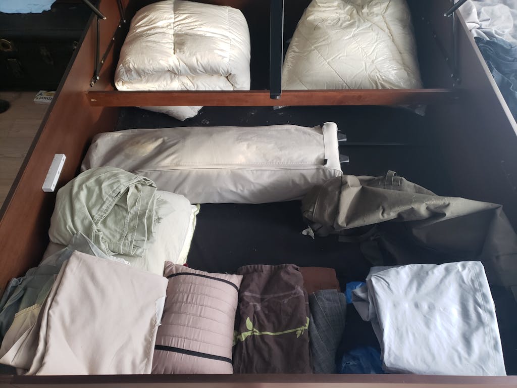 Pratico King Storage Bed with Gas Lift Expand Furniture Folding