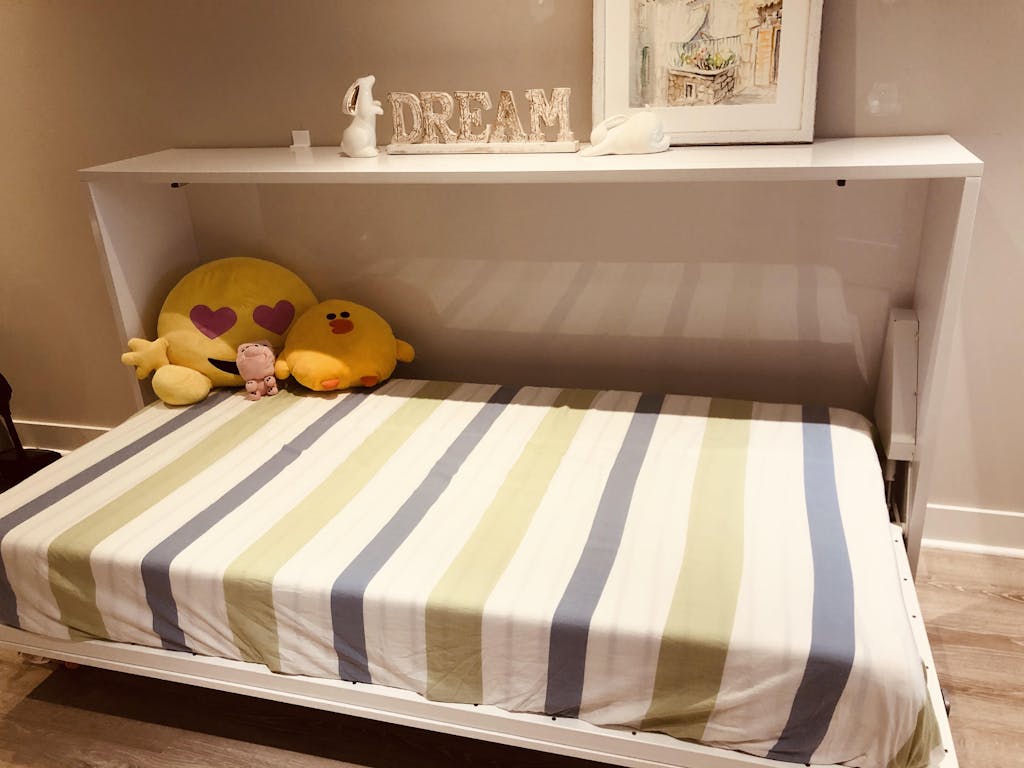 Hover Twin Horizontal Murphy Wall bed Expand Furniture Folding