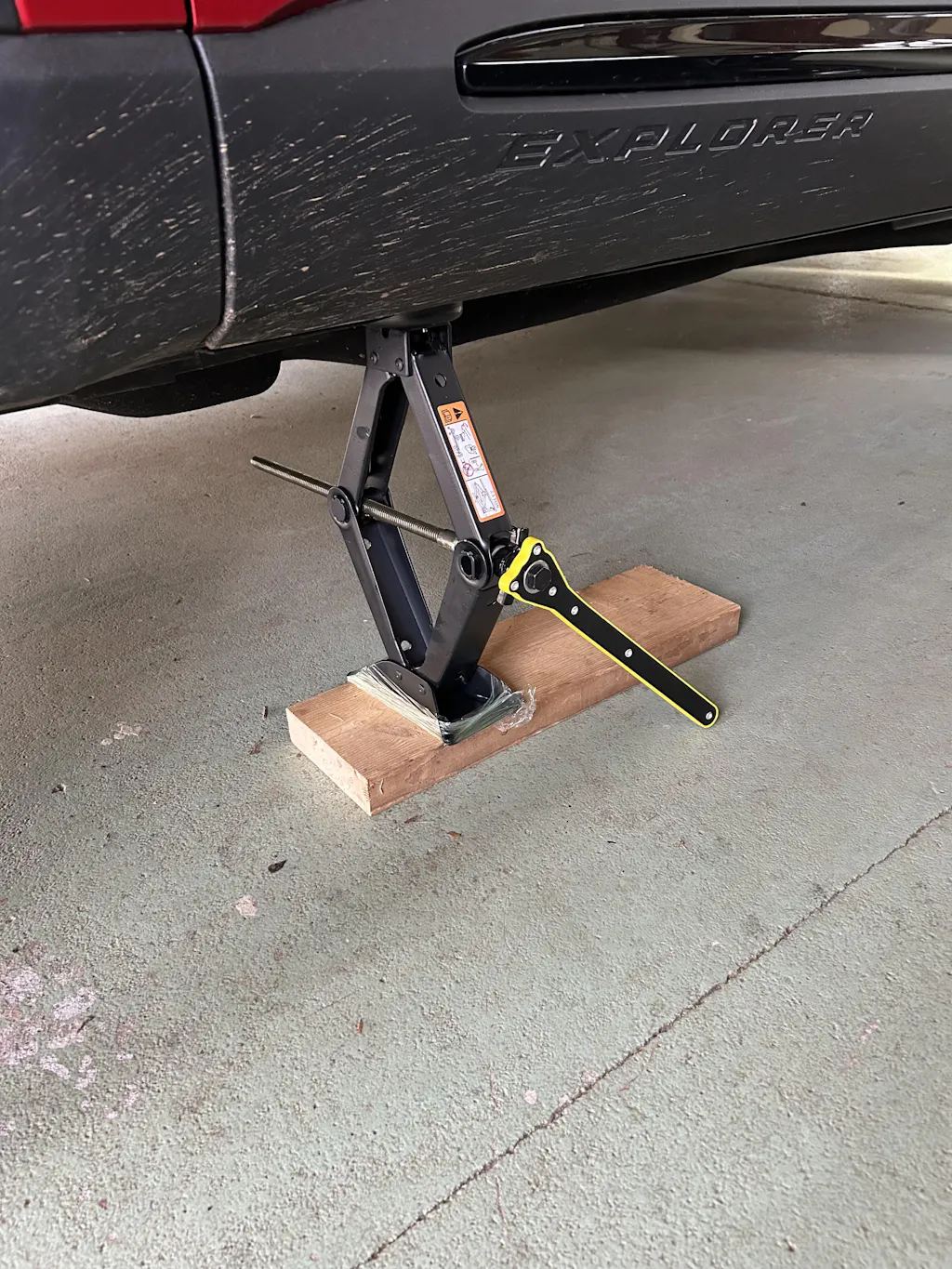 2.5 Ton Scissor Jack Kit | EZ Spare – EZ Spare Wheel