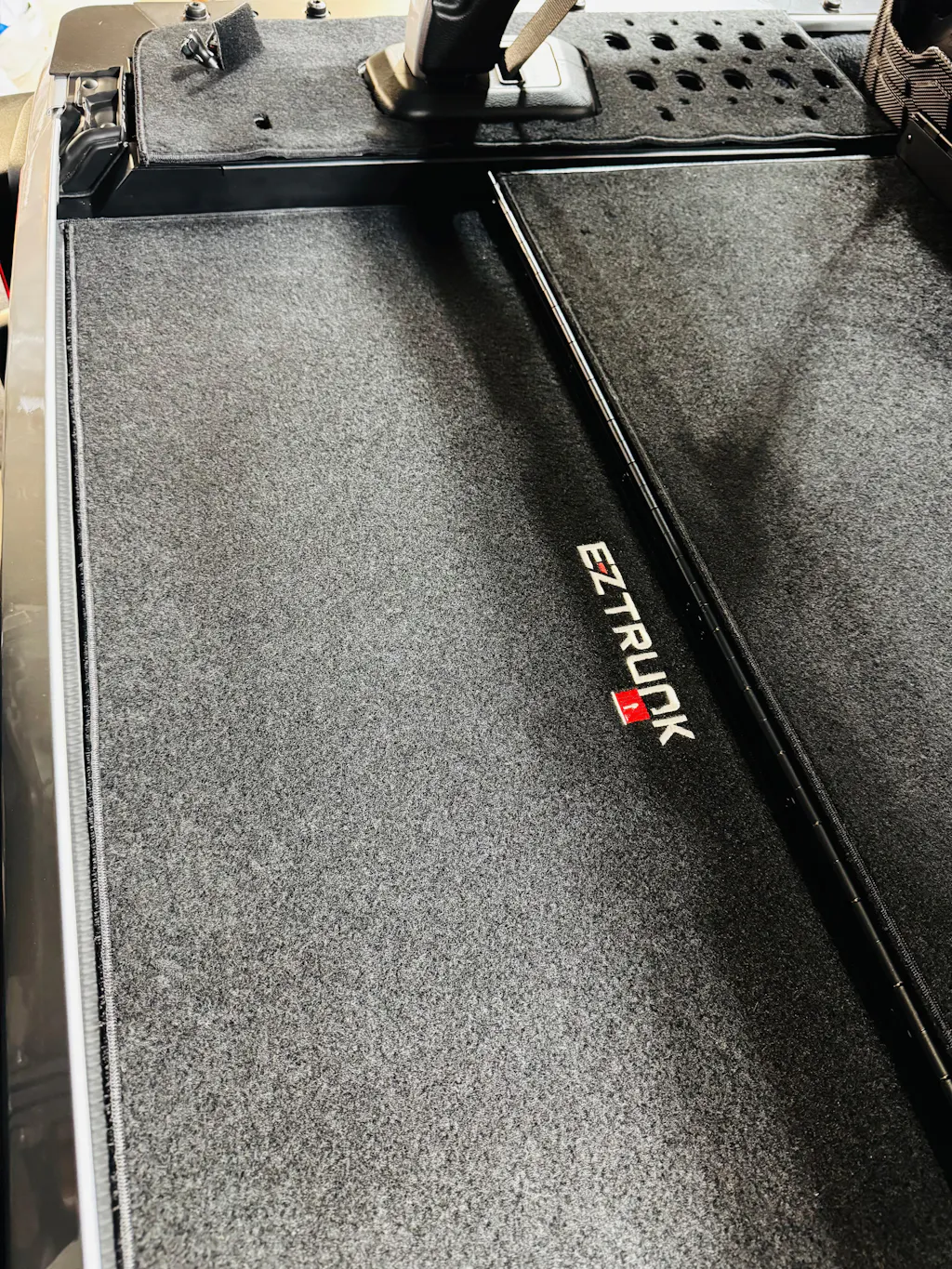 JLU/JKU Extreme EZTRUNK Carpet Kit | 5-Piece Custom Fit | EZ4X4