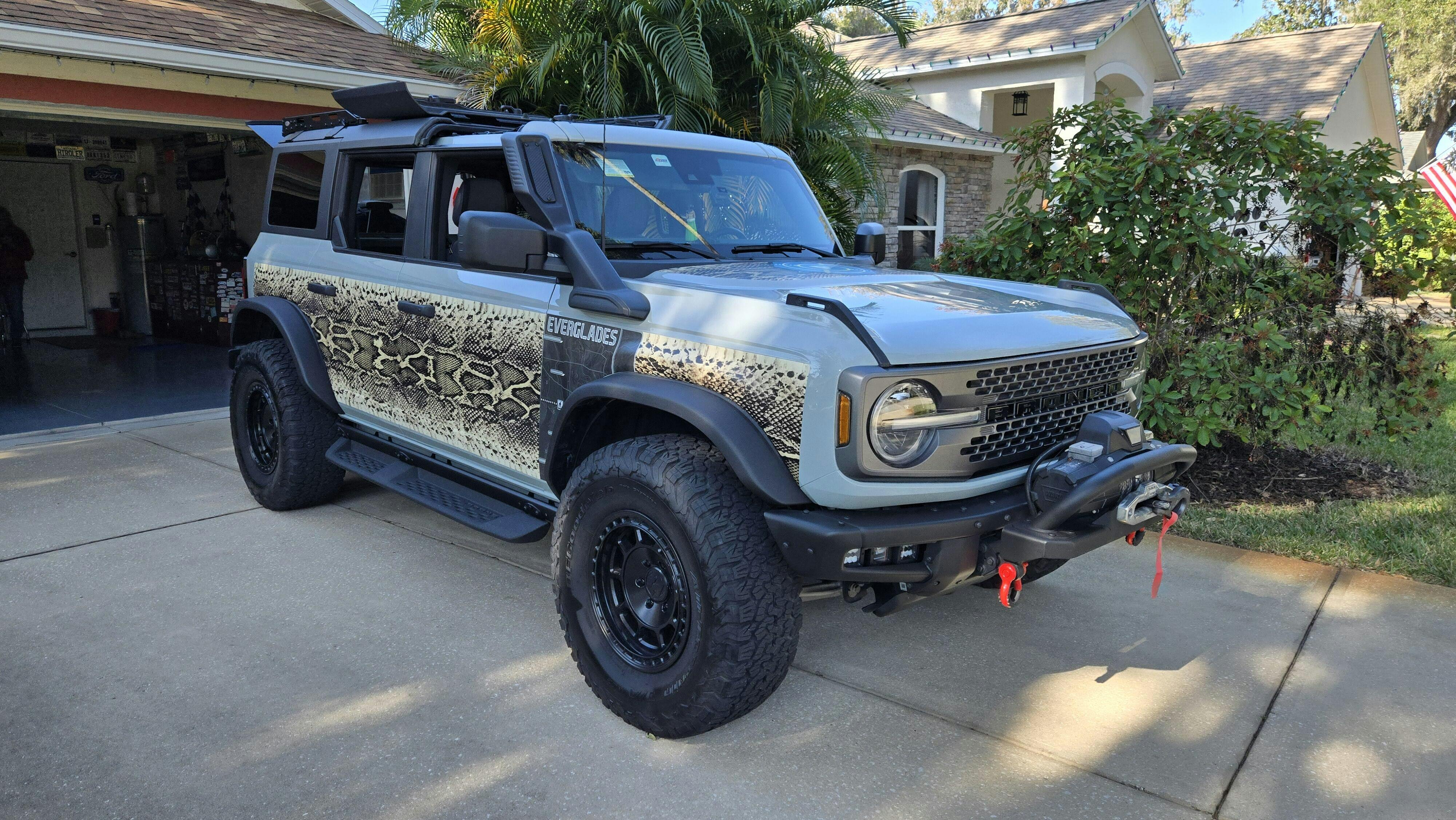 2021+ Ford Bronco 4-Door/2-Door EZ FlipTop | Roof Panel System