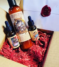 The Beard Master - Aged Leather & Cursed Apple Trees Beard Oil