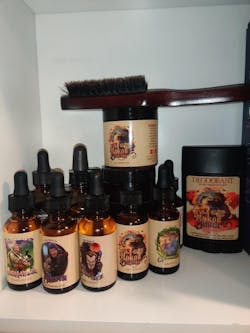 The Grower - Beard Oil - Crisp Apples, Fresh Pear, Warm Oud, Aged Amber