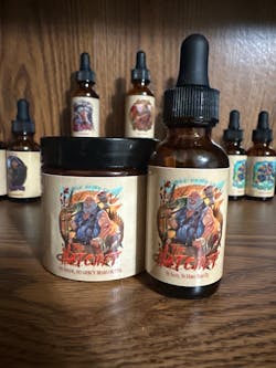 The Hatchet - Beard Oil - Mountain Resin, Dried Fir Needles, Smoldering Embers