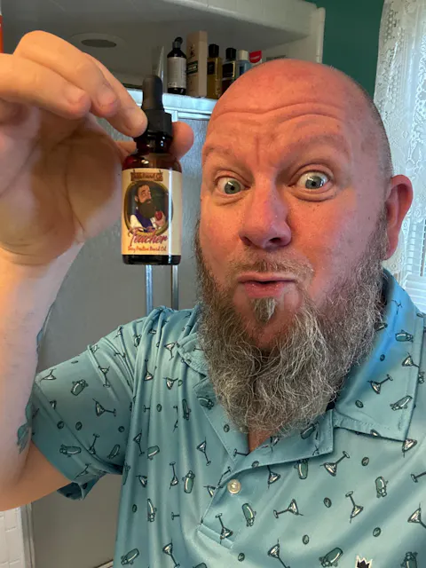 The Teacher - Beard Oil - Fresh Apples, Wild Berries, and Creamy Vanilla
