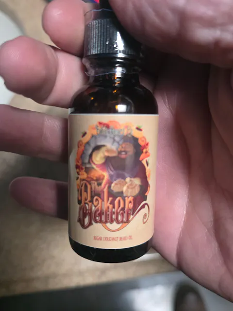 The Baker - Beard Oil - Fresh Doughnuts, Warm Vanilla Sugar, Hint of Cinnamon Spice
