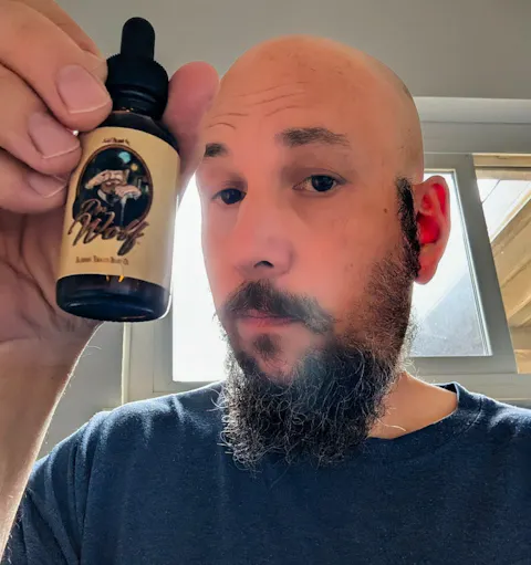 Dr. Wolf - Beard Oil - Fresh Blueberries, Warm Tobacco, and Aged Mahogany