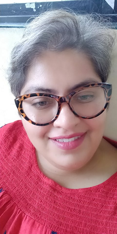 Weightless Creme Finish Lipstick