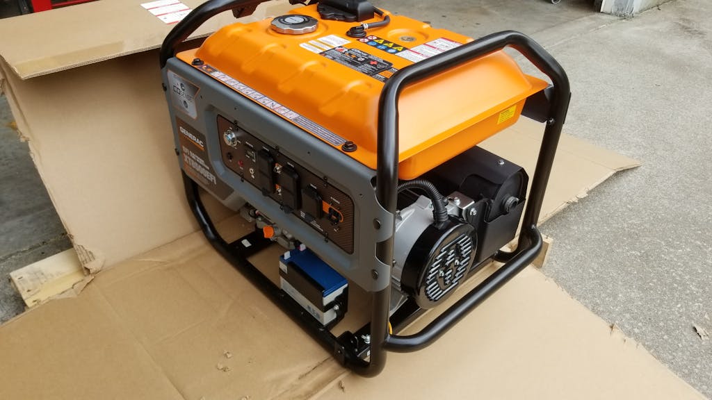 Generac XT8500EFI 8500W/10000W Electronic Fuel Injection Generator