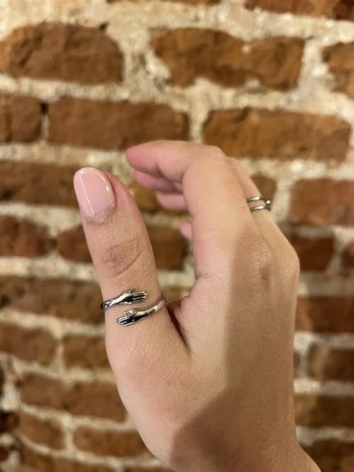 Hug Ring