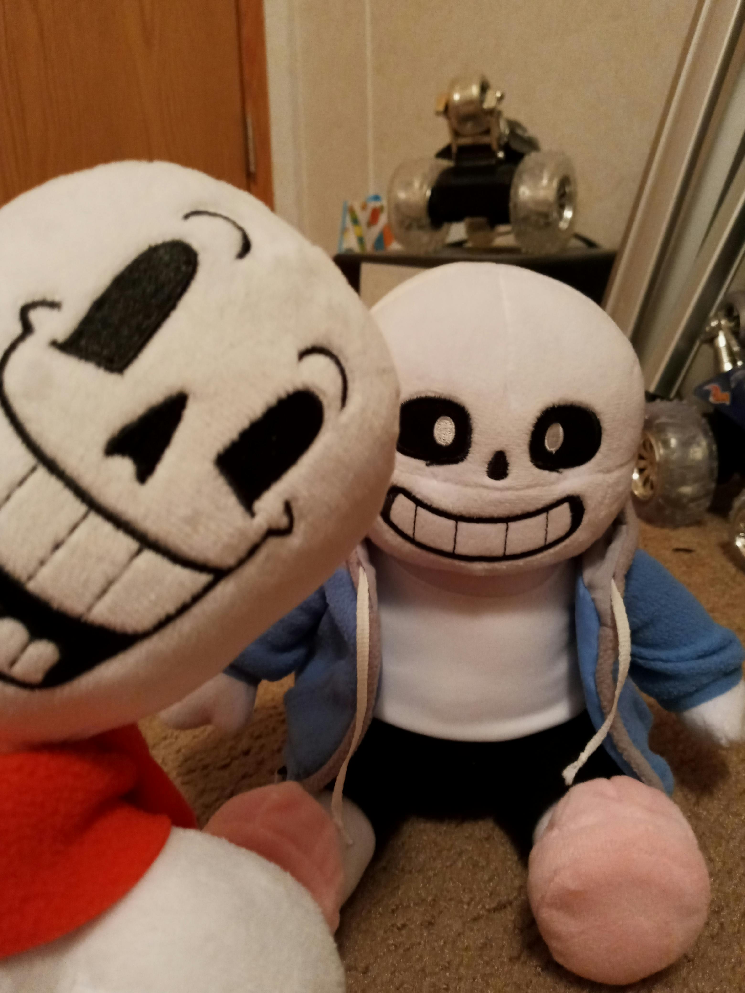 UNDERTALE - Sans Plush - Fangamer