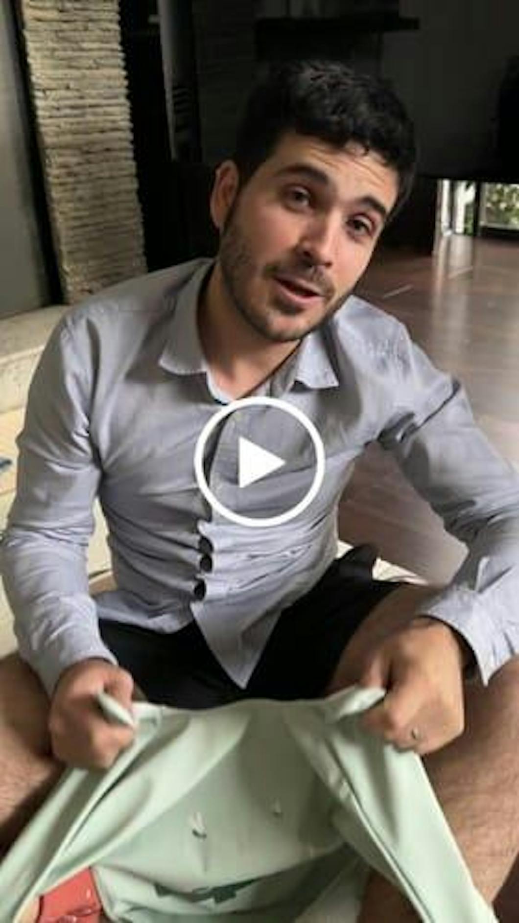 Babero grande con mangas y bolsillo Croco verde 6-18 meses